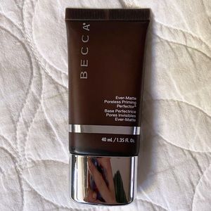 Becca Ever-Matte Poreless Priming Perfector